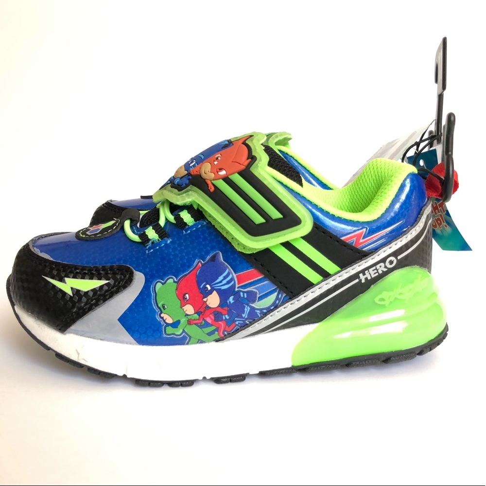 PJ Masks Light Up Sneakers, Boys Size 11
